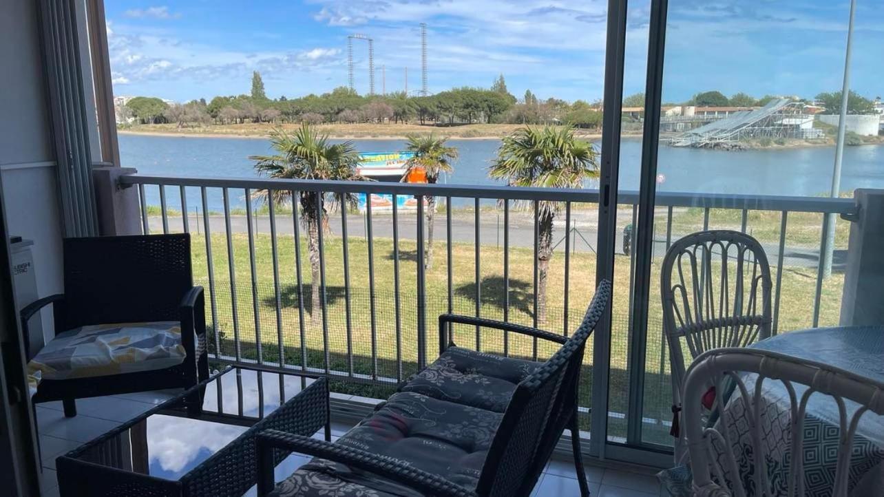 Apartment Amoureva,t2, Vue Lagon, Proche Mer, Parking, Clim, Piscine Agde